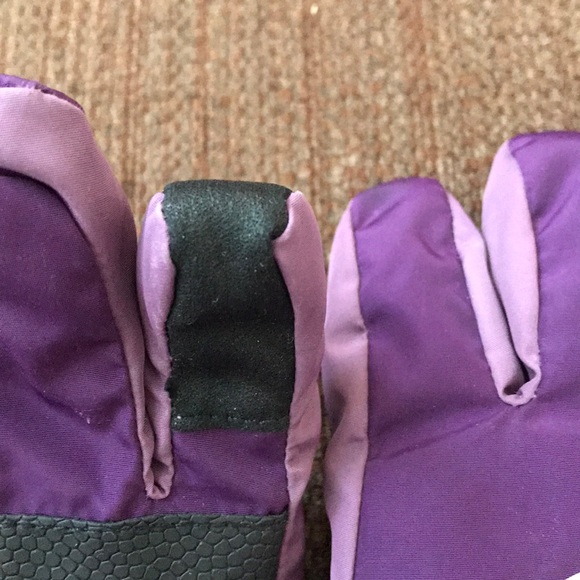 LANDS’ END women’s squall gloves. EZ touch tips. - Picture 3 of 4